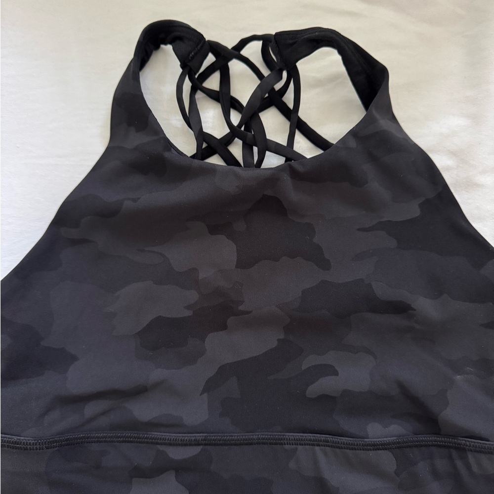 Lululemon camouflage sports bra - Picture 2 of 2
